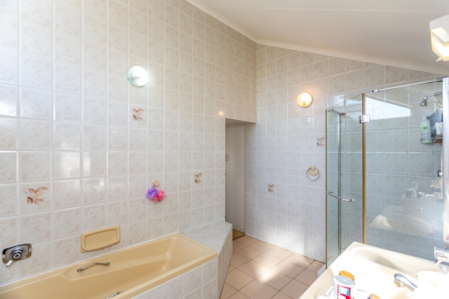 4 Bedroom Property for Sale in Vincent Heights Eastern Cape